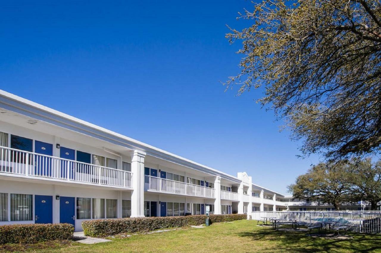 Motel 6-Jacksonville, Nc Eksteriør billede